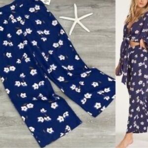 Billabong Navy Floral Top